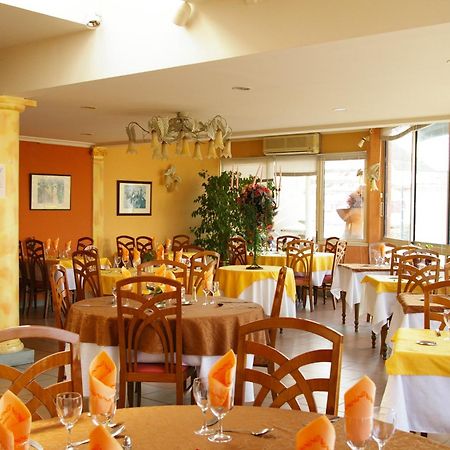 Hotel Le Roi Gourmand Pamiers Exterior foto
